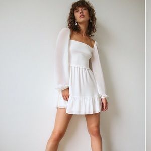 Aritzia Tempest Dress in White size S